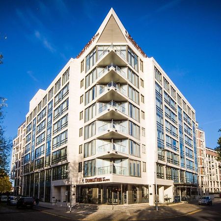 Готель Doubletree By Hilton London Kingston Upon Thames Кінгстон-на-Темзі Екстер'єр фото
