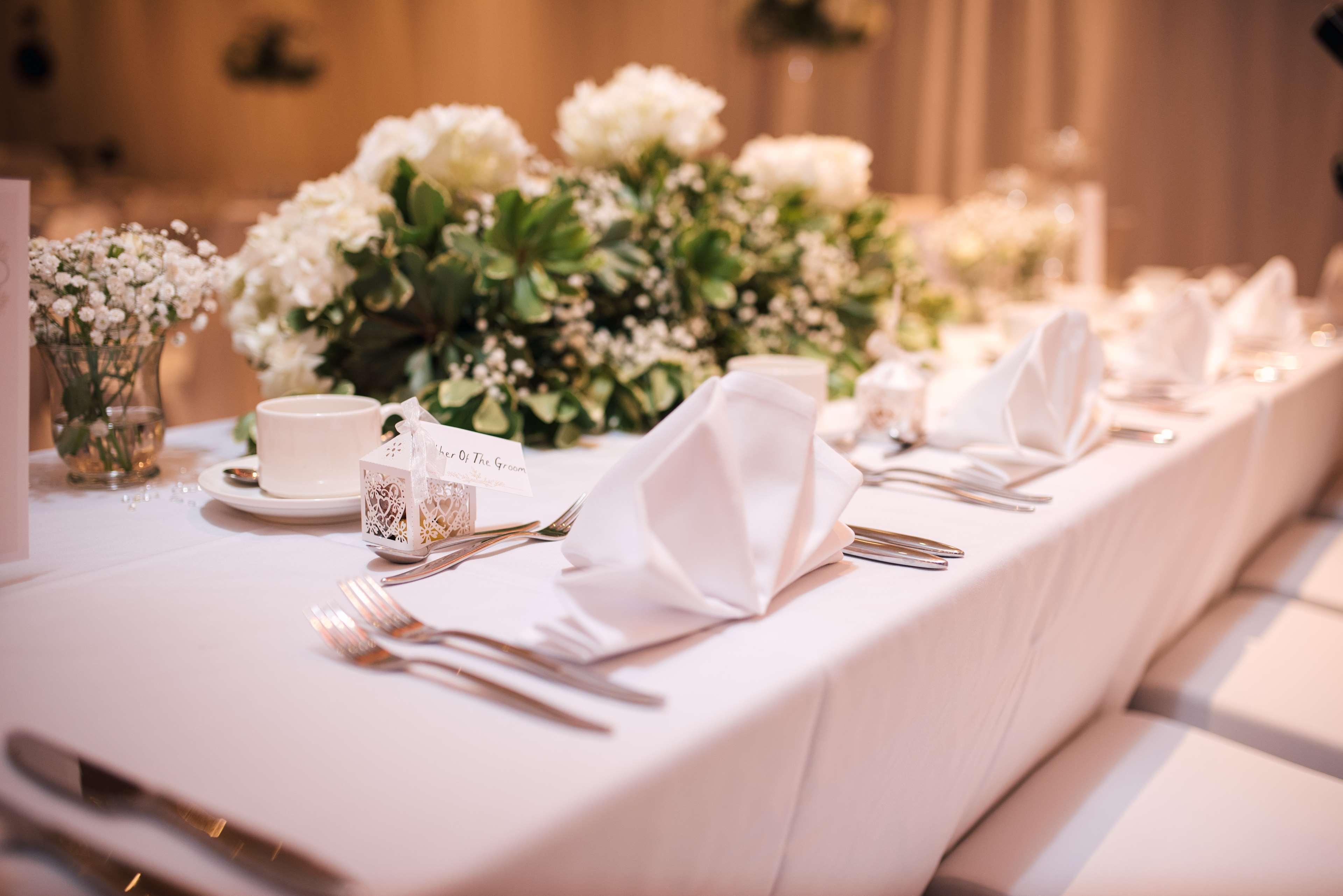 Готель Doubletree By Hilton London Kingston Upon Thames Кінгстон-на-Темзі Екстер'єр фото