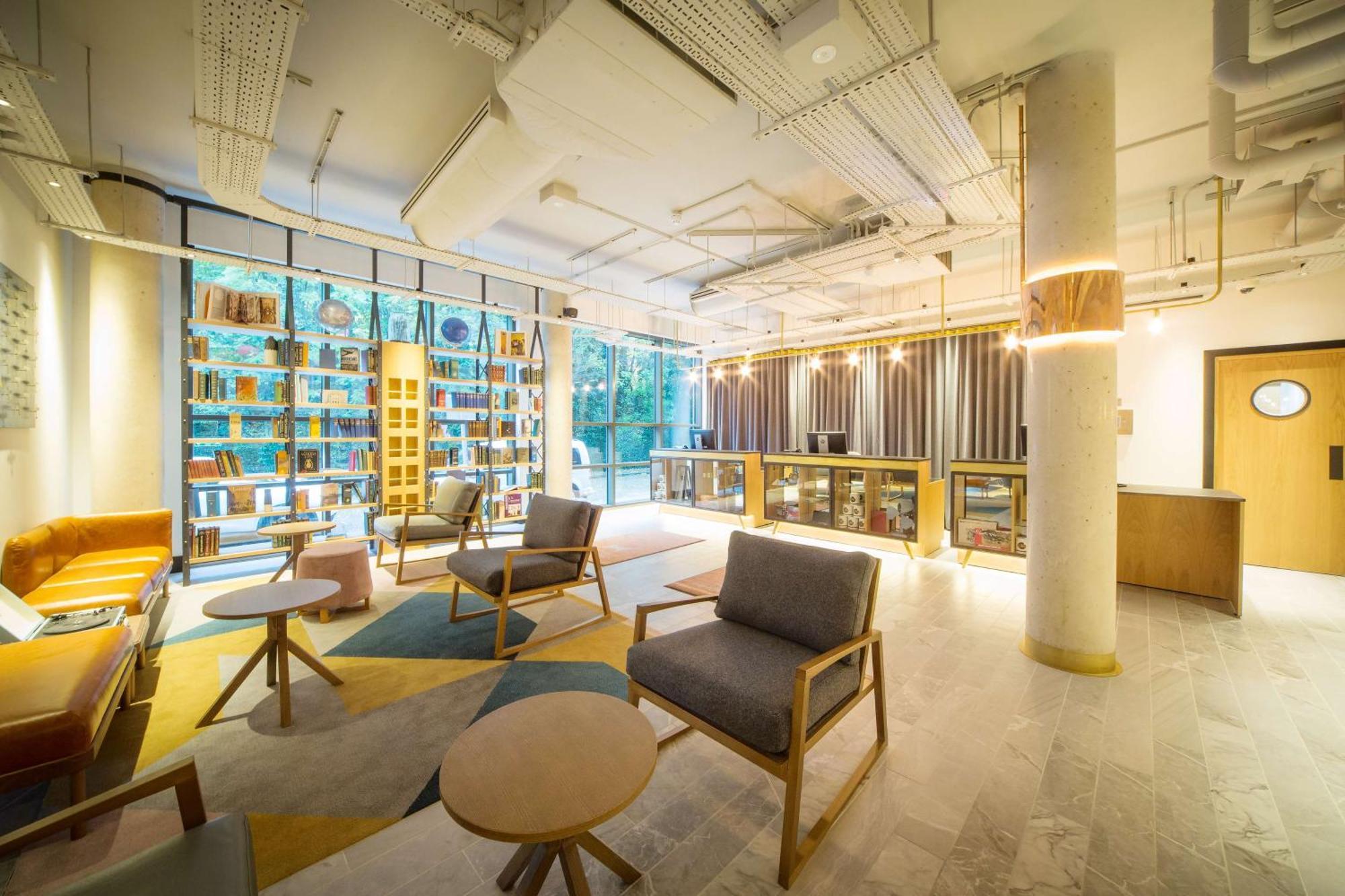 Готель Doubletree By Hilton London Kingston Upon Thames Кінгстон-на-Темзі Екстер'єр фото